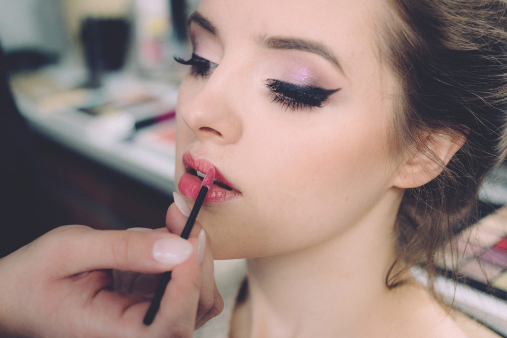 Spring wedding makeup trends 1