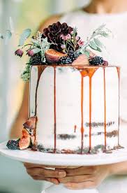 Autumn wedding cakes to inspire you Drip cake 1.jpg 1