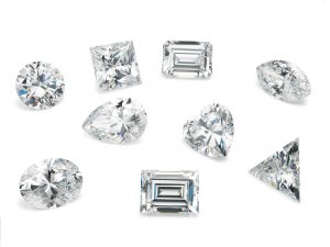 Woodhall Manor’s guide to buying a diamond shutterstock 300x225.jpg 1