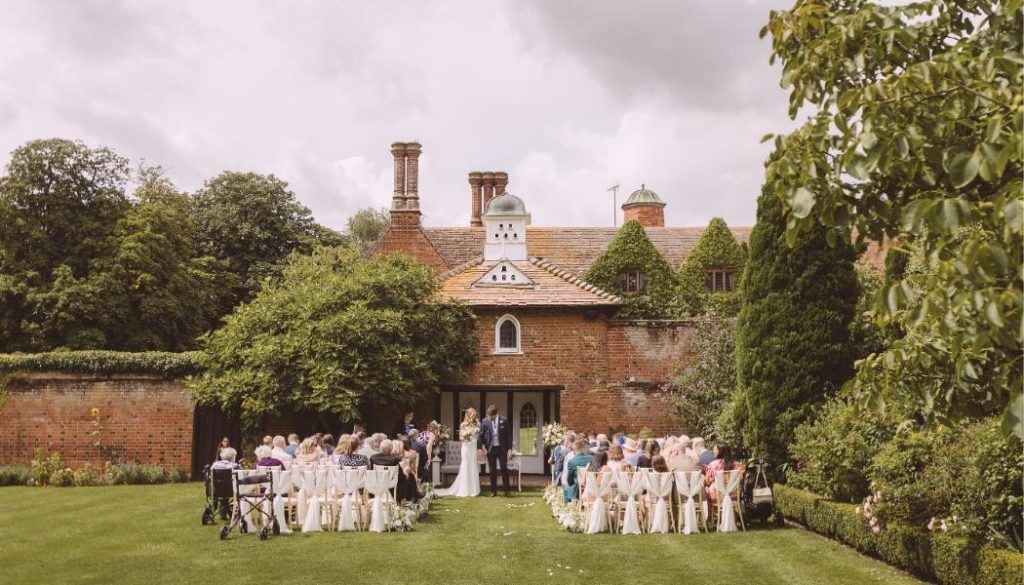 Real Weddings: Abi & Ethan’s Enchanting Summer Celebration 2